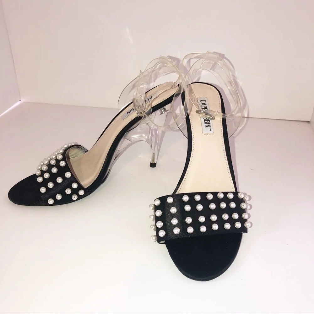 Cape Robbin “London -3” High heel